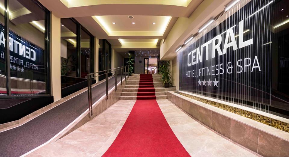 Central Hotel, Fitness And Spa Vinica Extérieur photo